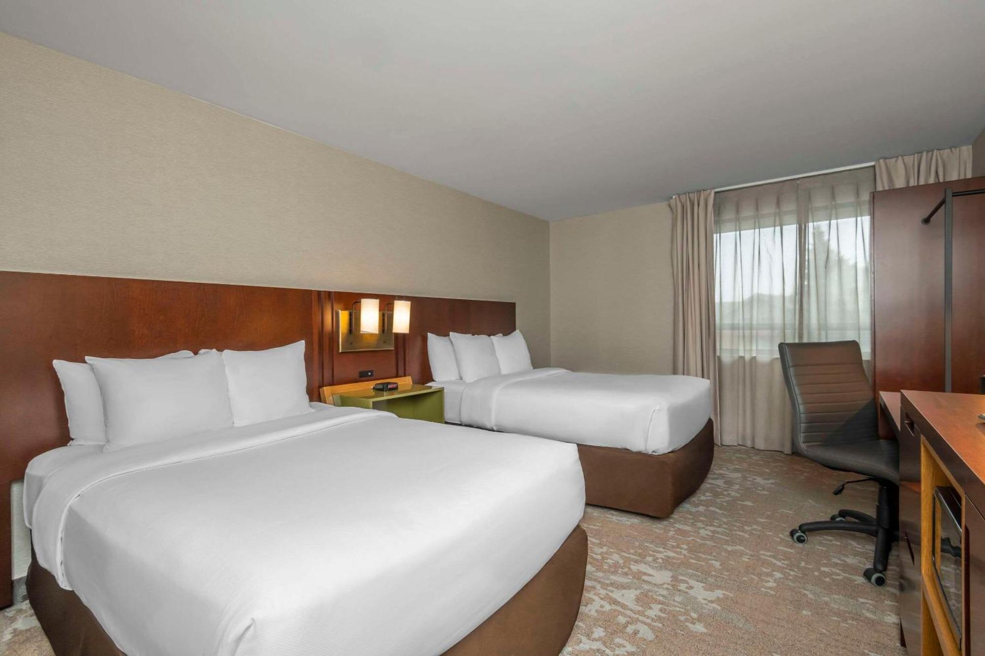 Comfort Inn Драйден Экстерьер фото